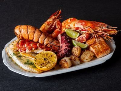 Grilled seafood: Grill Seafood Platter