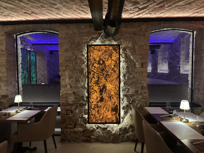 Restaurant interior: Doorsea interior