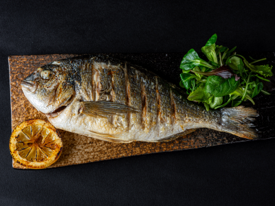 Grilled seafood: Grill Dorada Royal