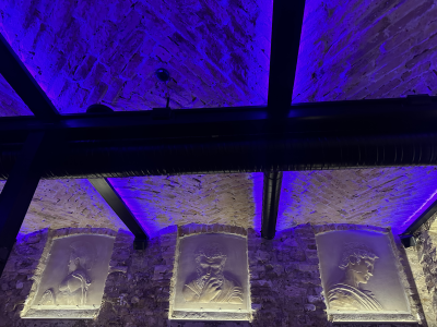 Restaurant interior: Doorsea interior