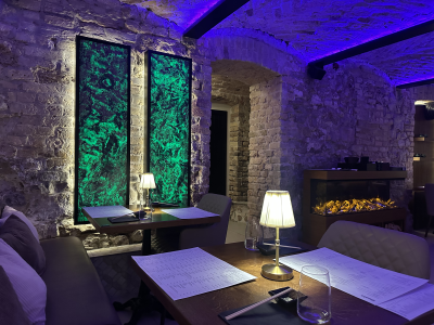 Restaurant interior: Doorsea interior